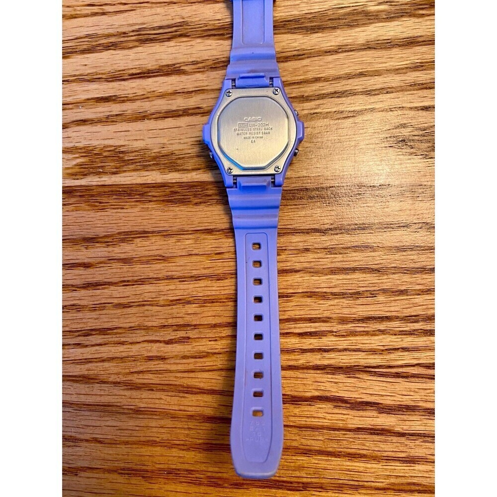 L74, Casio Illuminator, Purple Sports Watch, 8.5" Silicon Band, Light - Picture 5 of 5